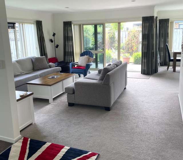 5 Reabrook Place 11545_1