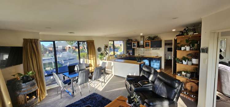 75 Pages Road Allenton_4