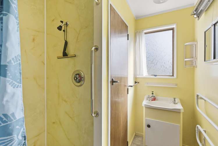 29 Sarah Street Waikawa Beach_16