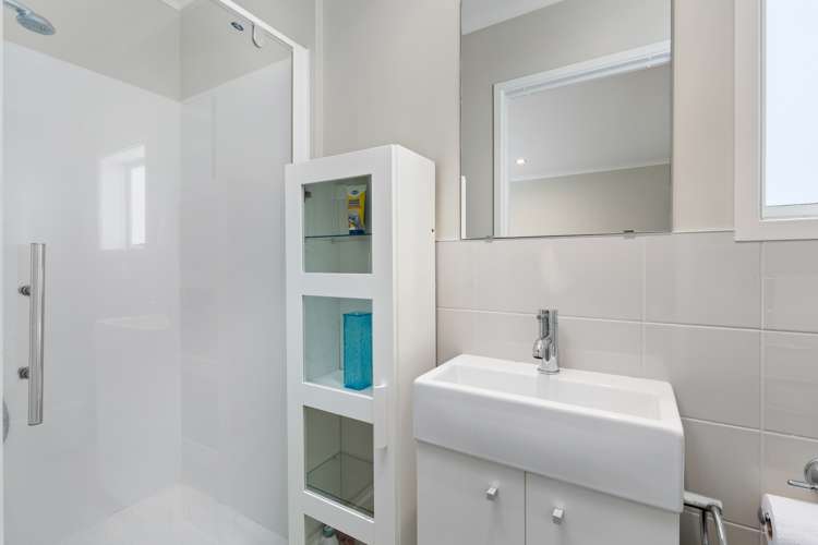 26 Cape Cod Drive Gulf Harbour_12