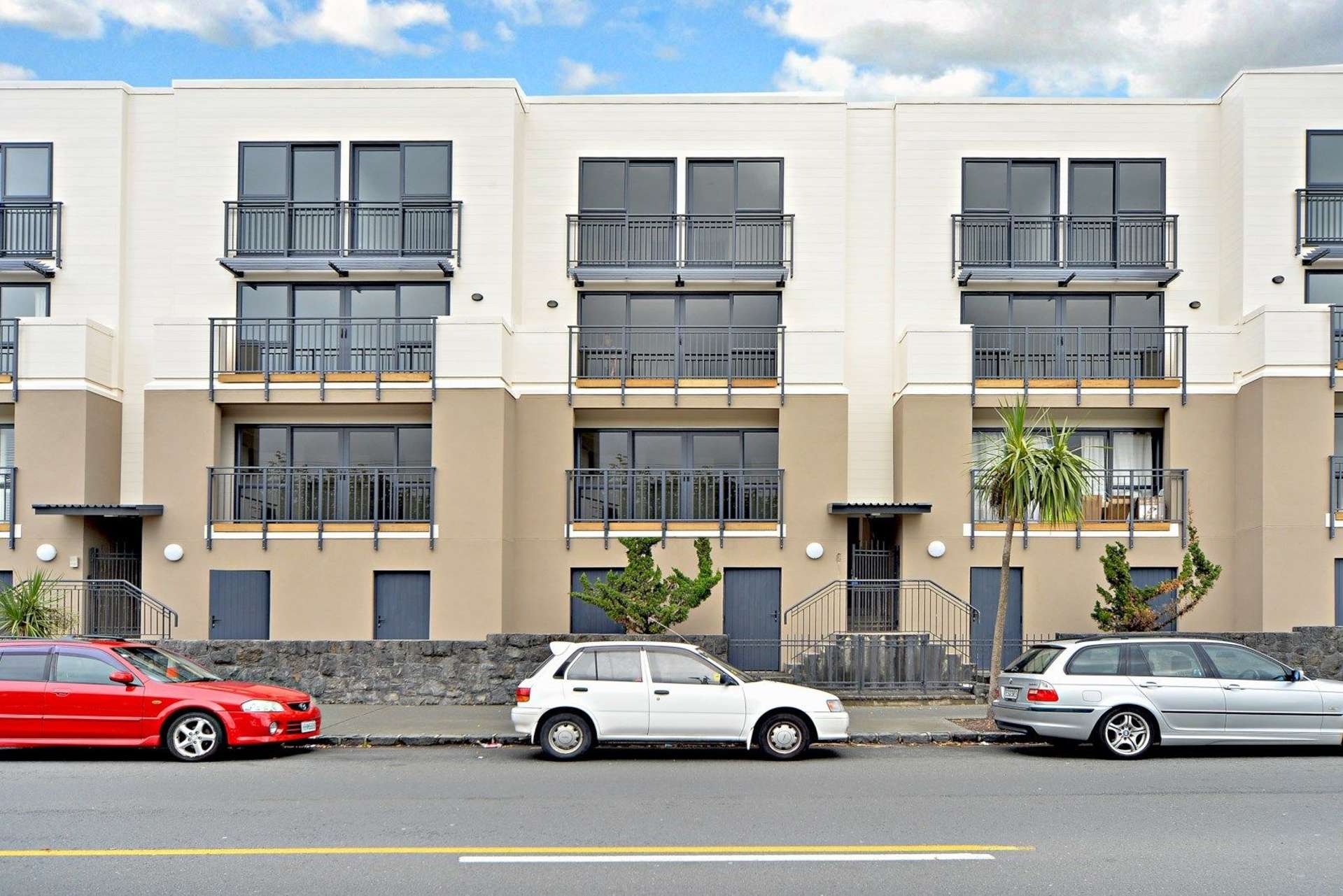 25/22 Normanby Road Mount Eden Auckland City Houses for Sale