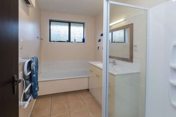 9 Harkness Place Avonhead_16