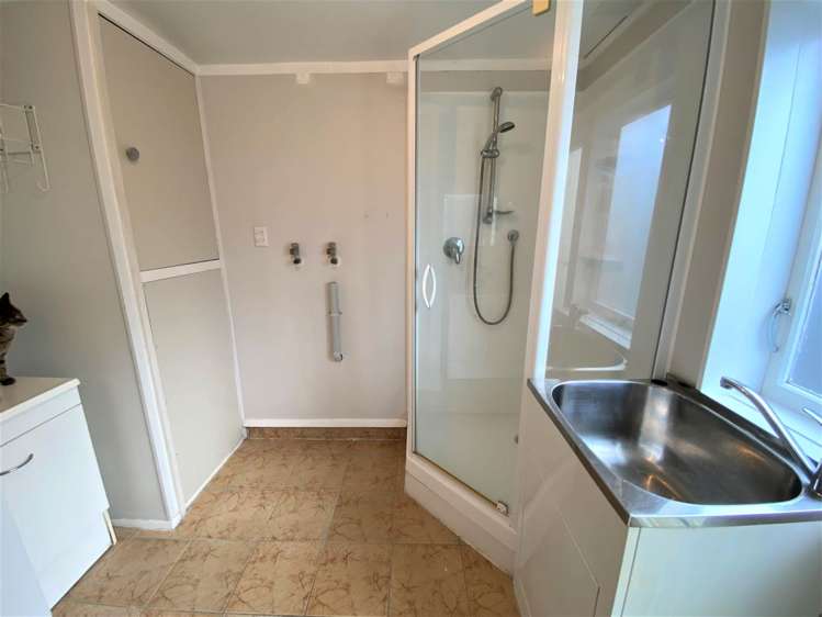 4 Madison Place Forrest Hill_14