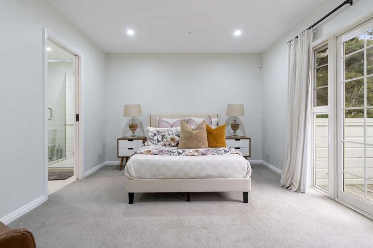 33 Cochran Road Oratia_15