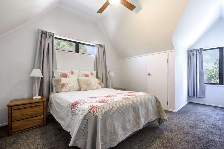 6 Chestnut Place Pukete_9