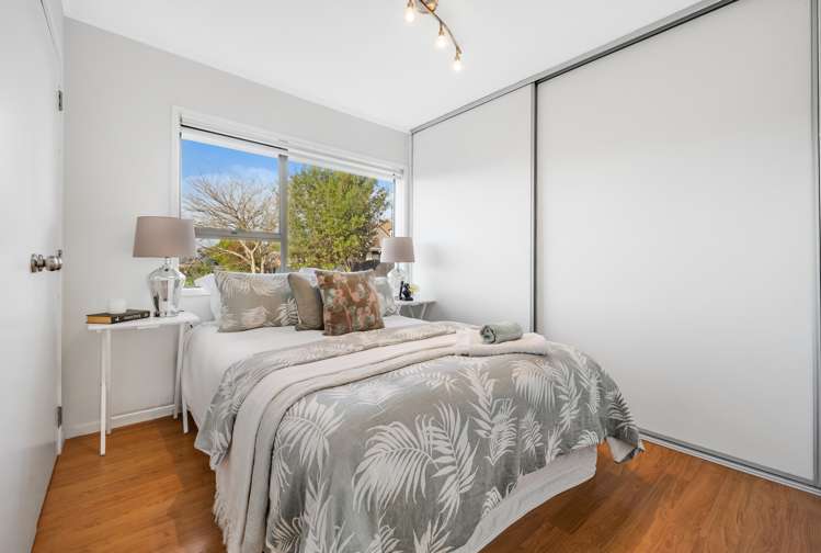 1/30 Curacao Place Half Moon Bay_13