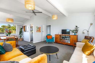19 Rossport Street_4