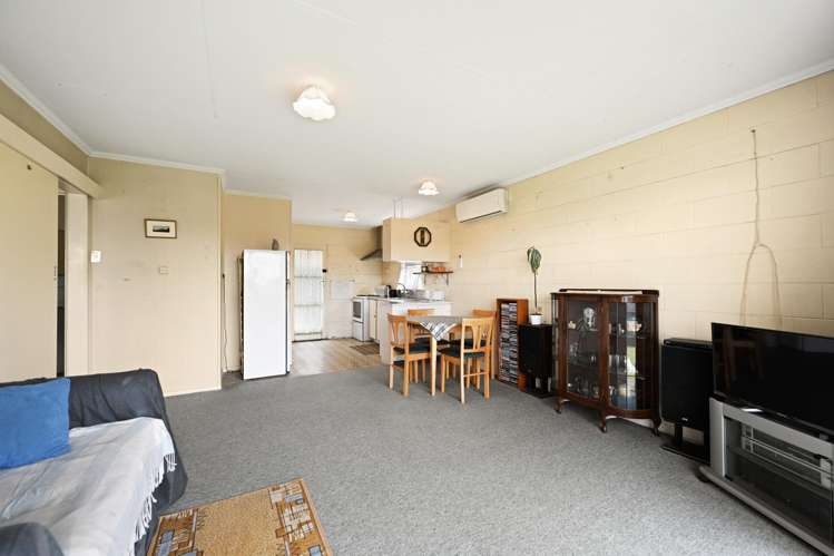 57a Saxbys Road Deanwell_14