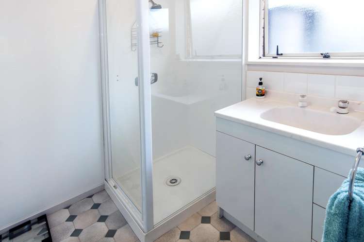 2/52 Middlepark Road Sockburn_12