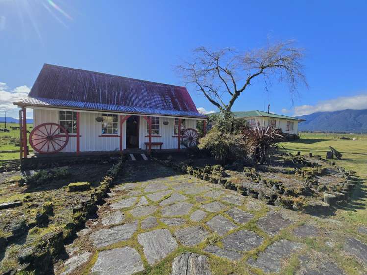 18 and 22 Harihari Township Road Harihari_19