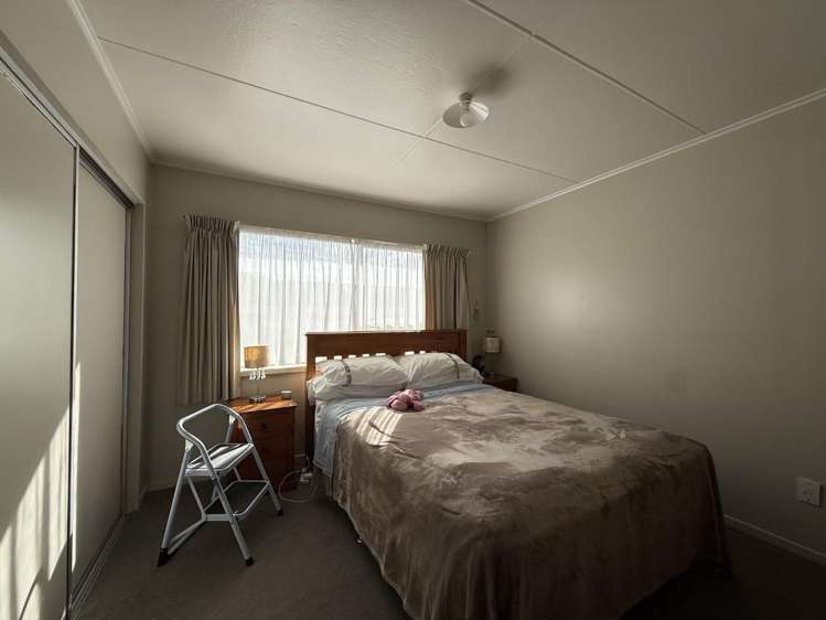 2/225 Annesbrook Drive 1951_5