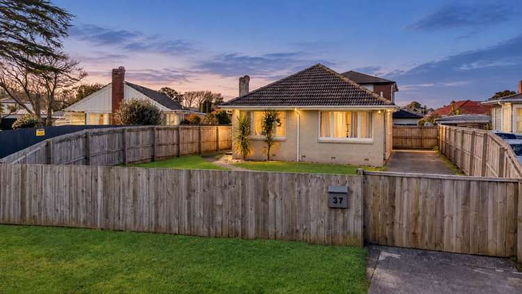 37 Hallberry Road Mangere East_0