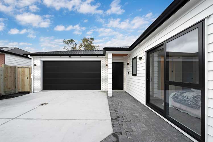 10 Furlough Road Opaheke_20