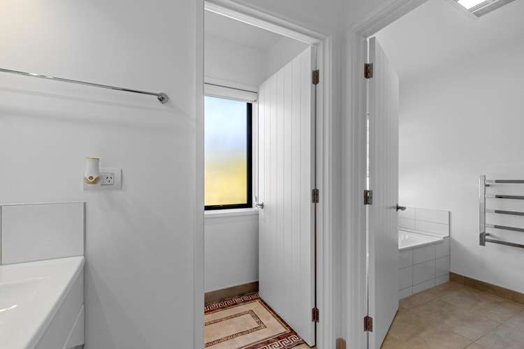 34 Arone Way Wainui_24