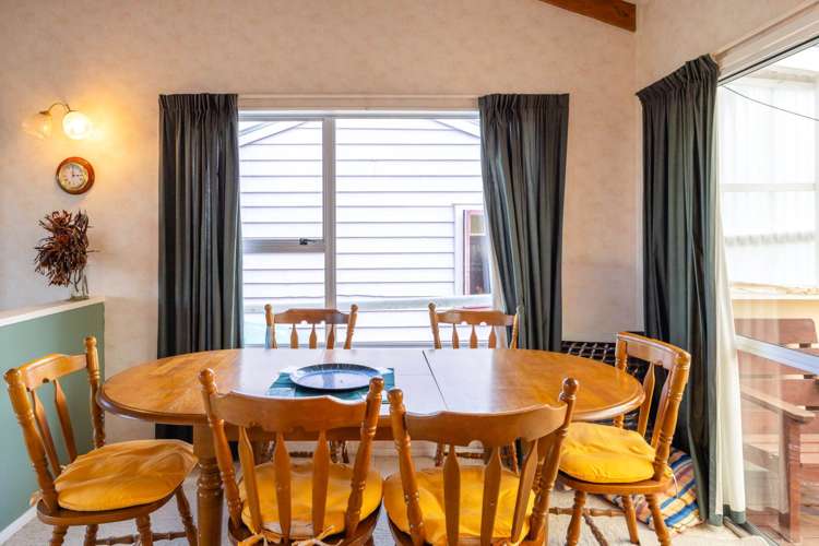 12 Moana Avenue Surfdale_8