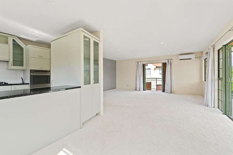 24 Parkwood Crescent Gulf Harbour_7