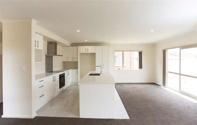 23 Charlotte Crescent Dinsdale_2