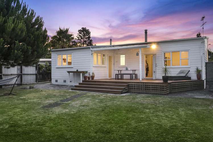 124 Glendale Road Glen Eden_14