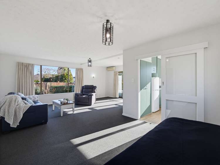 11/69A Yaldhurst Road_4