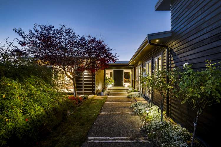 255 Black Barn Road_1