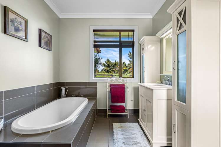 372 Gressons Road Waikuku_17