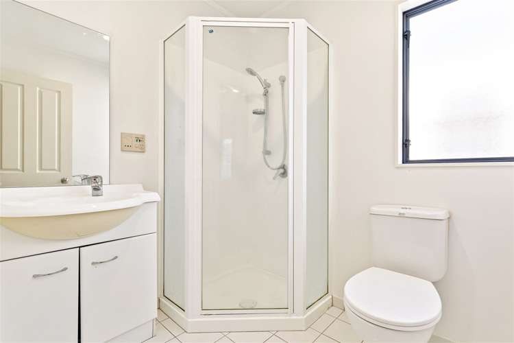 22 Albizia Avenue Henderson_15