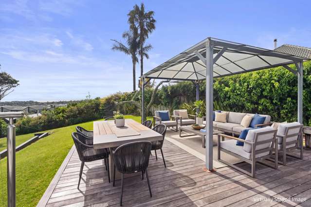 24 John Dee Crescent Red Beach_4