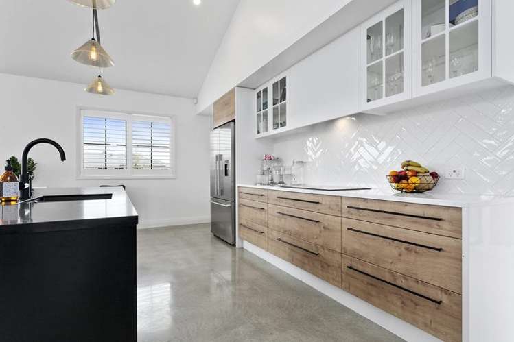 11 Alan Livingston Drive Cambridge_6