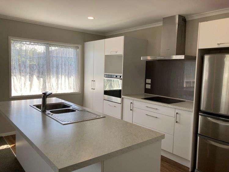 14a Basley Road Owhata_2