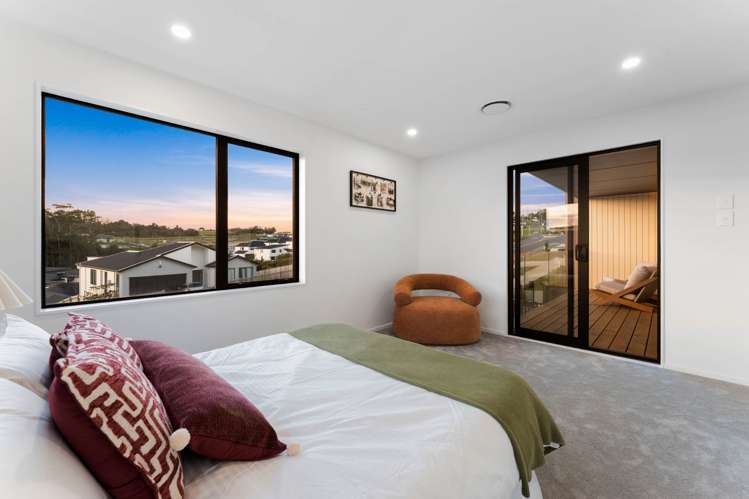 242E West Hoe Heights Orewa_14