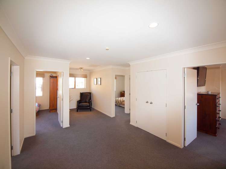 43 Erlestoke Crescent Churton Park_14