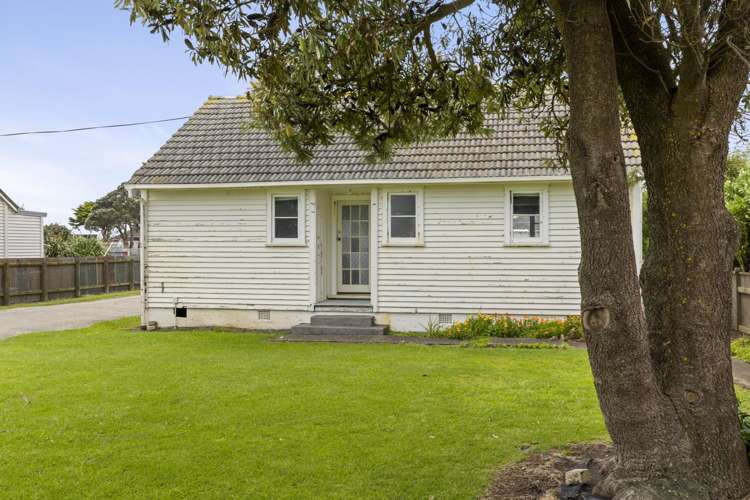 12 Egmont Street Patea_2