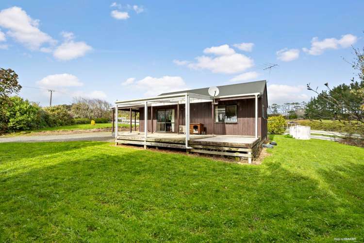 87 Pearson Road Kingseat_5