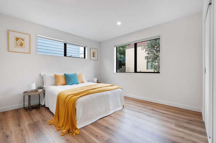 57E Hogans Road Glenfield_15