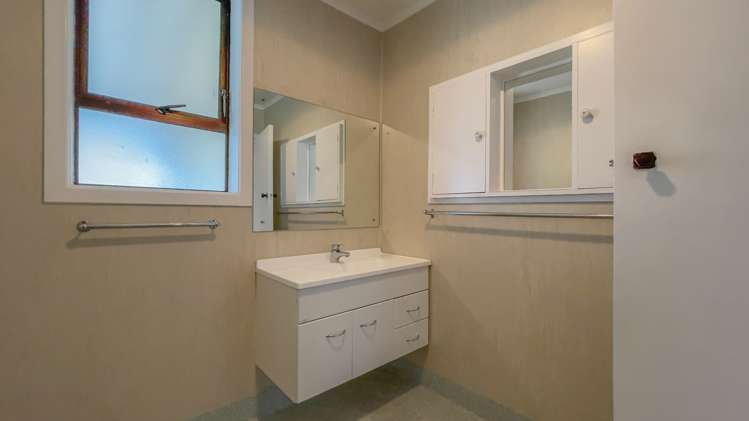 404 Court Street Thames_14