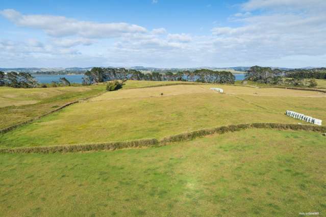 251 Glenbrook Beach Road Glenbrook_4