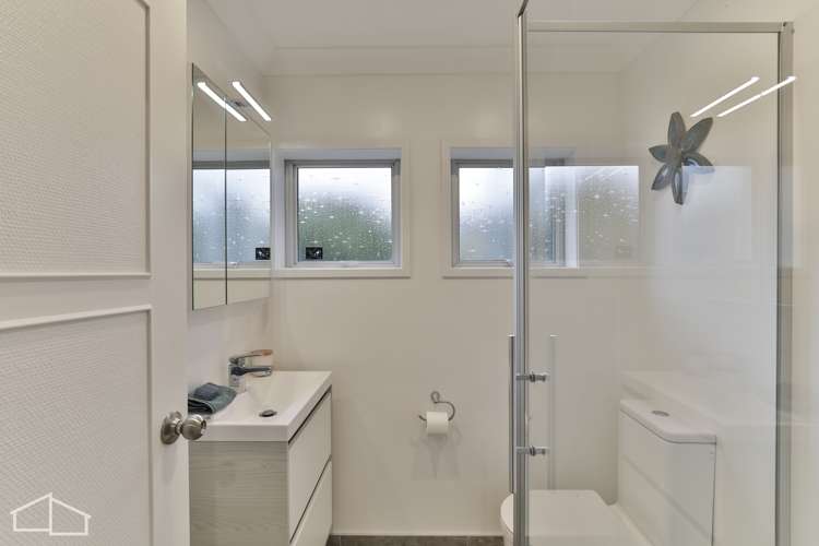 45 Huia Road Titirangi_29