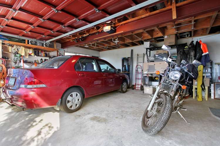 10 Fairbanks Place Glendene_17