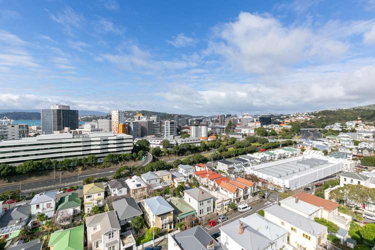 31/125 Grant Road Thorndon_10