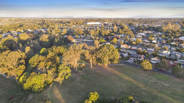 38 Clements Crescent Queenwood_13