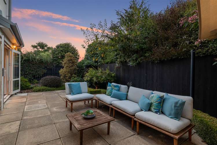 1/16 Hanover Place Ilam_19