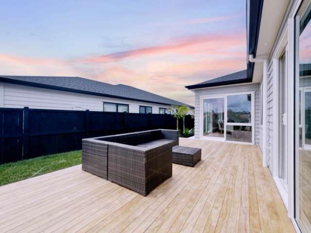 45 Tipu Crescent Milldale_4