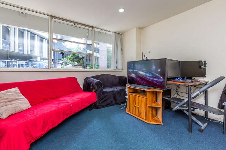 5h/2 Whitaker Place Grafton_6