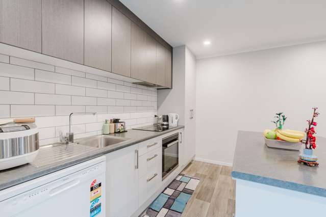 10C Gazeley Avenue Silverdale_3