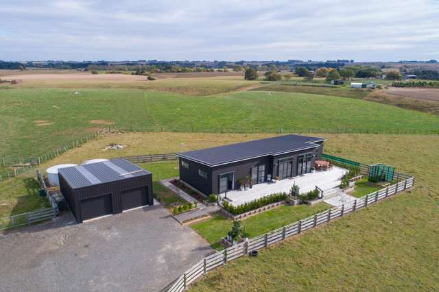 567 Lethbridge Road Halcombe_2