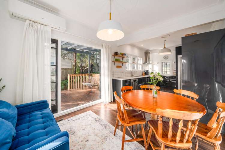 28 Handyside Street Tawa_10