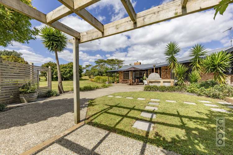 1226 State Highway 16 Waimauku_65