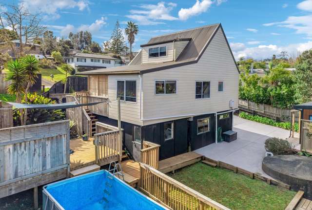 32 Springtime Crescent Stanmore Bay_2