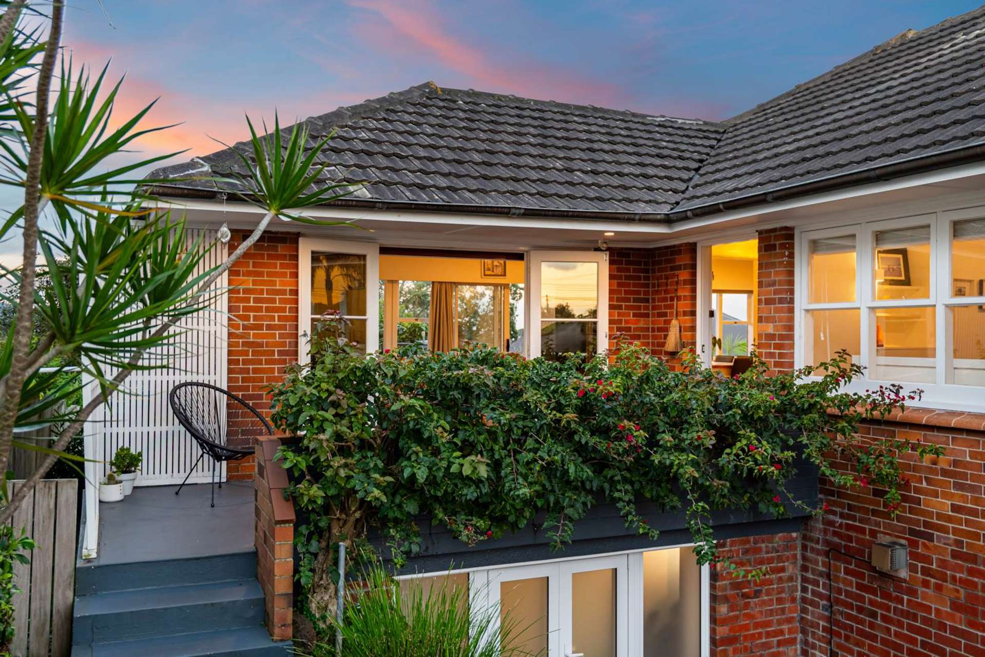 56 Lake Road Narrow Neck_0