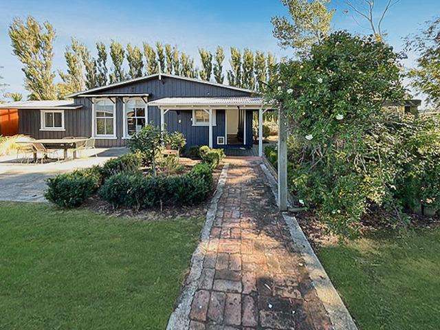 GLEN OROUA - 3 BEDROOMS